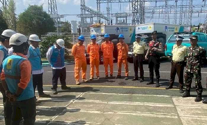 Pastikan Penyaluran Kelistrikan Andal dan Aman, PLN UIT JBM Pantau Pergerakan Layang-Layang Dekat Tower Transmisi