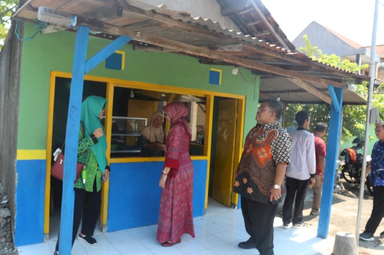 410 Warung Rakyat Direnovasi Tahun Ini