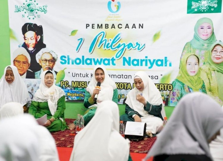 Hari Santri, Ning Ita dan Nahdliyin Lantunkan Salawat Nariyah