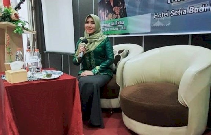 Jelang Penetapan DCT, Ning Lia Jilbab Ijo Perkenalkan Politik ADEM
