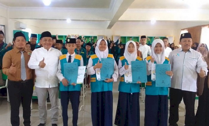 Empat Siswa SMP ICT Tuban Juara Olimpiade Nasional Tahun 2023 ...