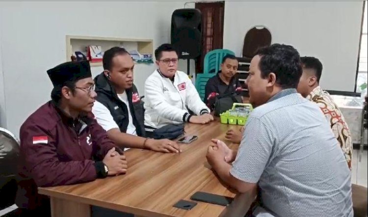 Baliho Dirusak, PKN lapor Bawaslu Jember