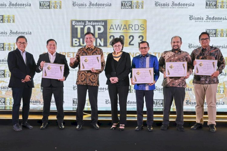 Dirut SIG Raih The Best CEO Top BUMN Awards 2023
