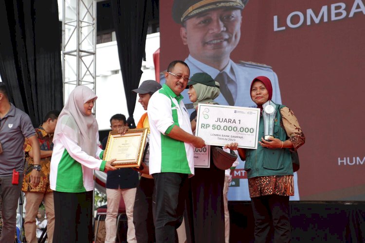 Surabaya Sukses Turunkan Sampah 5 Ton Per Hari