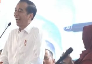 Jokowi dan Warga TORA Berdialog saat Kunker ke Banyuwangi