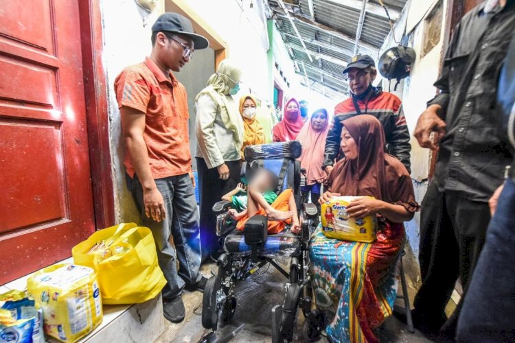 Bantu Anak Penderita Cerebral Palsy di Dinoyo