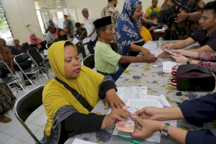 BLT Januari Tuntas 100 Persen