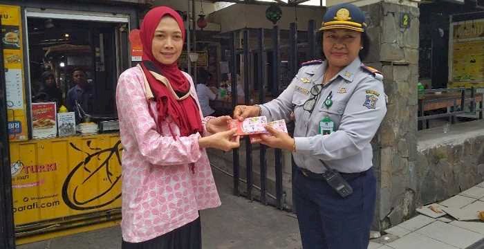 Surabaya Luncurkan Voucher Parkir  Berlangganan di Dua Kawasan