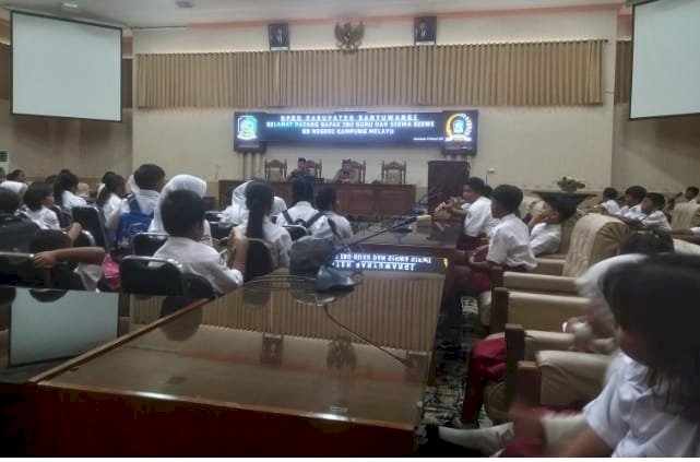 Gedung DPRD Banyuwangi jadi Jujugan Siswa Belajar Demokrasi