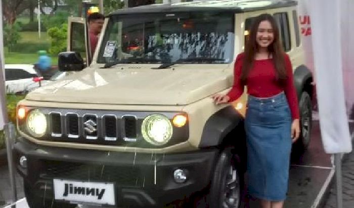 Jimny 5 Pintu Dikenalkan di Surabaya