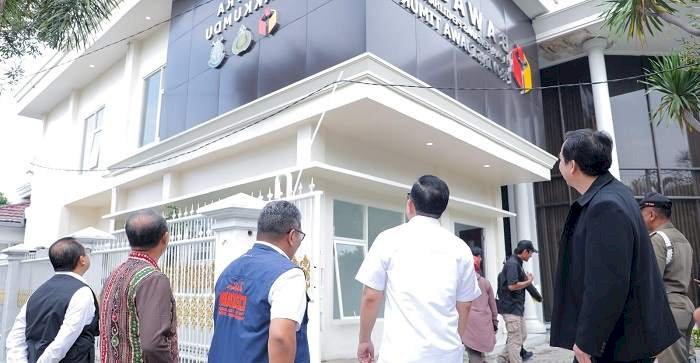 Tinjau Gedung Baru Kantor Bawaslu Jatim,  Pj Gubernur Adhy: Semoga Lebih Layak, Aman dan Nyaman  