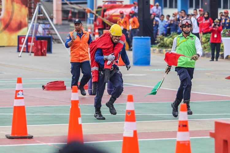 Pemkot Surabaya Gelar National Fire Fighter Skill Competition
