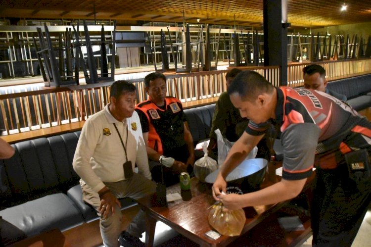 Satpol PP Surabaya Temukan Kelab Malam yang Jual Miras
