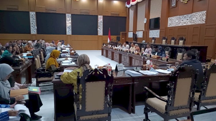 Tim Banggar DPRD Kota Probolinggo Gelar Rapat Bersama TPAD Bahas Soal LKPJ Wali Kota 2023