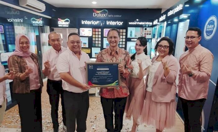 Dulux Buka Store Experience di Surabaya