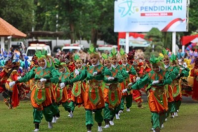 Pemkab Banyuwangi Tampilkan Kreativitas Pelajar Mulai Karya Ilmiah Hingga Kreasi Seni