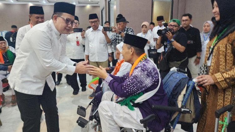 Pj. Gubernur Lepas Jemaah Haji Kloter Pertama