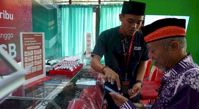 Sambut Musim Haji 2024,  Telkomsel Hadirkan Posko Layanan Haji