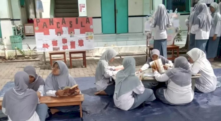 Tingkatkan Minat Baca, Dispersip Keliling ke Nurul Jadid