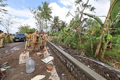 Banyuwangi Bangun dan Revitalisasi 123 Km Jaringan Irigasi dengan Skema Padat Karya