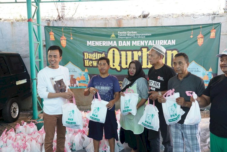 Fraksi PKB Se Jatim Kurban Ribuan Sapi dan Kambing