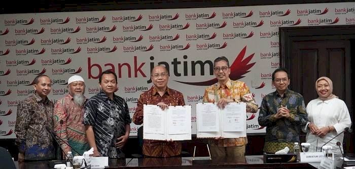 Bank Jatim dan PW Muhammadiyah Jatim Lakukan Mou Layanan Jasa Keuangan