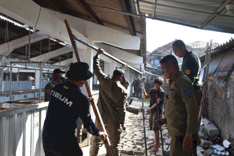 Pasar Daging Arimbi Pegirian Ditata, Fungsi Jalan Dikembalikan