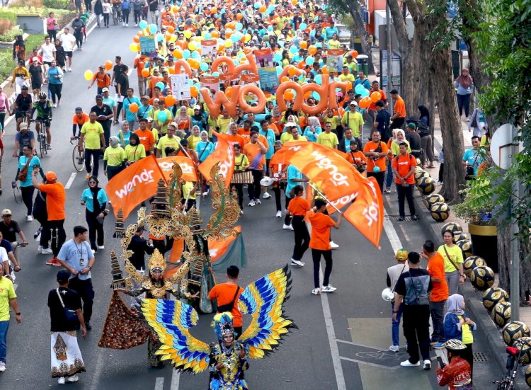 BNI Gelar wondrParade Meriahkan CFD Surabaya