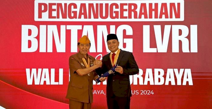 Wali Kota Eri Cahyadi Terima Penghargaan Tertinggi Bintang LVRI dari Legiun Veteran Republik Indonesia