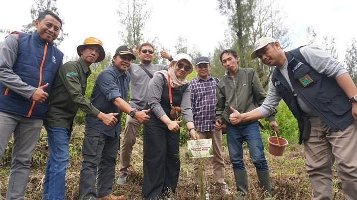 Peringati Hari Konservasi Nasional, Pertamina Patra Niaga Pulihkan Kawasan Ijen yang Terbakar