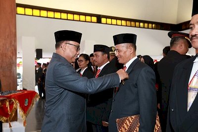 157 ASN Banyuwangi Terima Satyalencana Karya Satya 2024