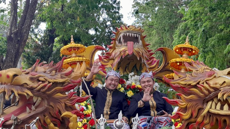 KPUD Situbondo Gelar Kirab Maskot Pilkada Serempak 2024