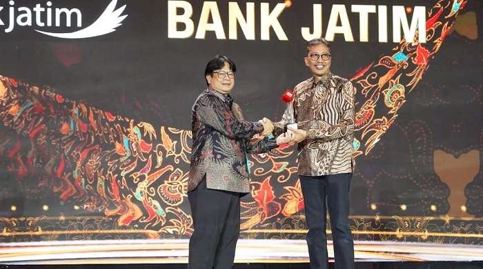 Bank Jatim Sabet Dua Penghargaan Sekaligus