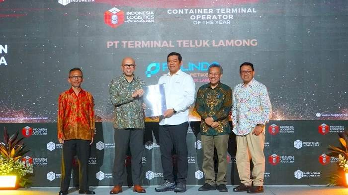 Terminal Teluk Lamong Kembali Raih Penghargaan ILA 2024