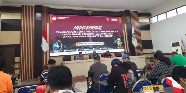 Debat Perdana Pilwali Surabaya, Pendukung Kotak Kosong Tak Diundang