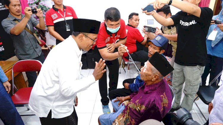 300 Warga Banyuwangi Dapat Fasilitas Operasi Katarak Gratis