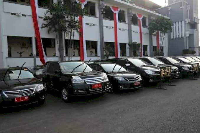 Sebanyak 14 Mobil Dinas Dilelang Tahap Kedua