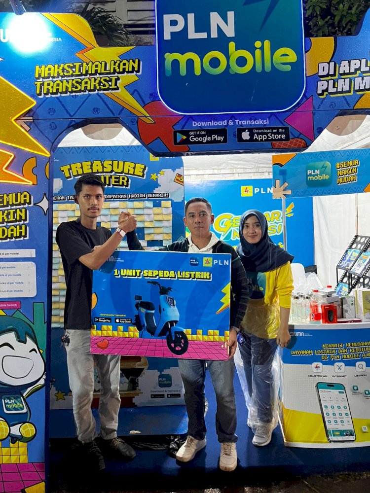 Gelorakan Semangat Hari Sumpah Pemuda, PLN Mobile Goes to School di Kediri