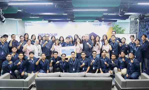 35 Mahasiswa Dapat Beasiswa FIFGroup Young Leader 2024