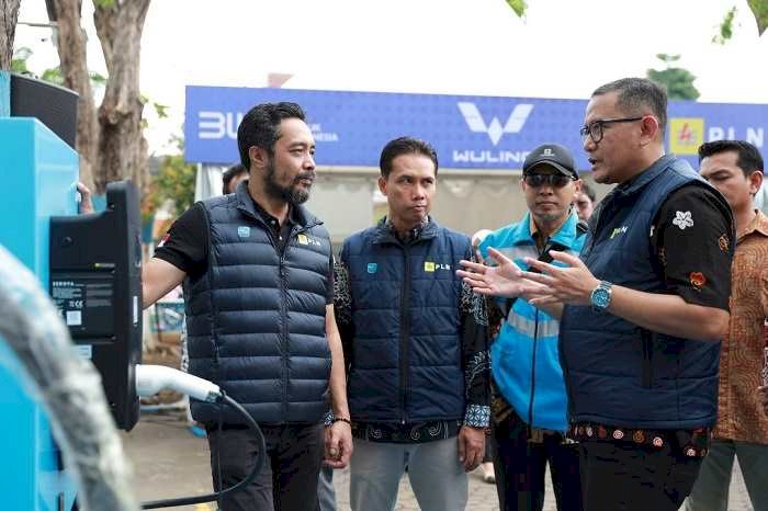 Cek Kesiapan SPKLU Jelang Natal dan Tahun Baru, PLN Gelar Roadshow EVenture Kendaraan Listrik