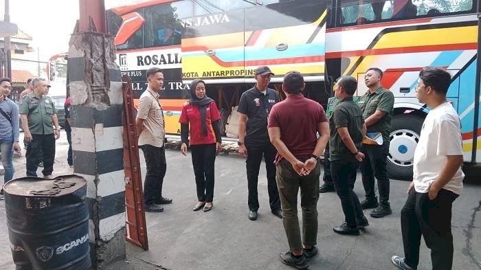 Opsgab Rokok Ilegal Libatkan Polda dan Kodam V/Brawijaya, Datangi Gudang Ekspedisi dan Geledah Bus Antarkota dan Truk Boks di Jalan Raya  