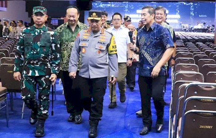 Tinjau Persiapan Natal 2024 di Jatim,  Pj Gubernur, Kapolri dan Panglima TNI Sidak Gereja Bethany