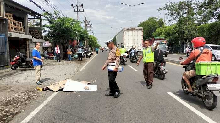 Melawan Arus, Jatuh, Pesepeda Meninggal Dilindas Truk Tangki