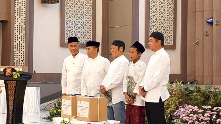 Ditintelkam Polda Jatim Bantu Sembako Yatim Piatu