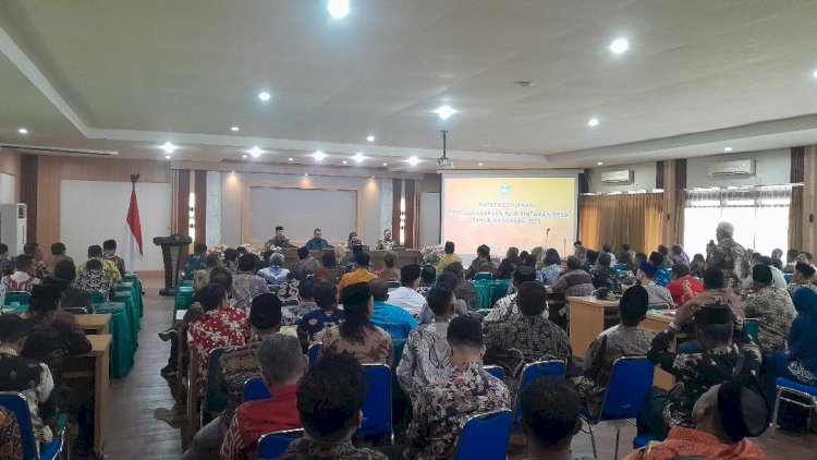 Bupati Situbondo Sebut Kades Jangan Berpolitik